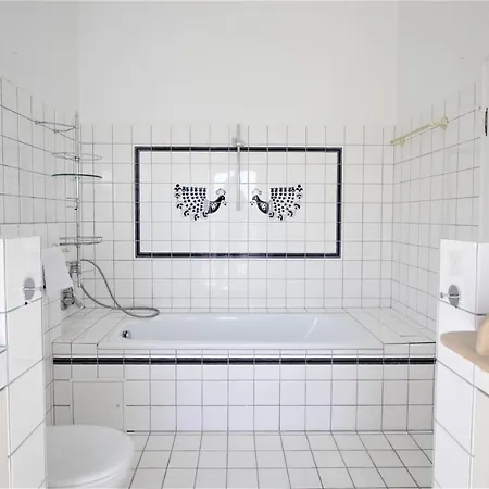 Private Wellnessvilla - Private Sauna & Garden * Wurzburg
