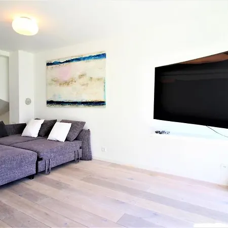 Private Wellnessvilla - Private Sauna & Garden Villa *