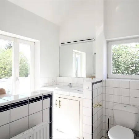 Private Wellnessvilla - Private Sauna & Garden Wurzburg
